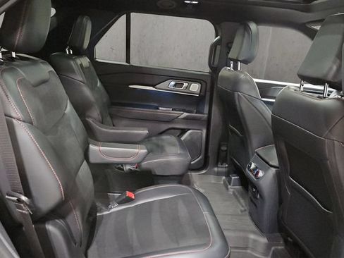 Certified 2025 Ford Explorer ST AWD/4WD image 21