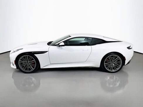 Used 2024 Aston Martin DB12 Coupe RWD image 4