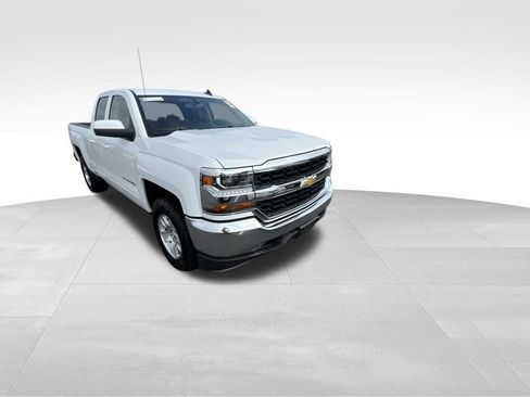 Used 2019 Chevrolet Silverado 1500 LT AWD/4WD image 35
