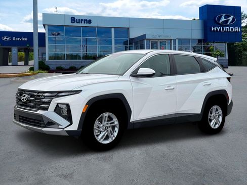New 2026 Hyundai Tucson SE AWD/4WD image 2