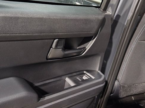 Used 2025 Toyota Tacoma SR5 image 34