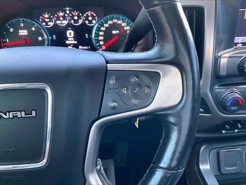 Used 2017 GMC Sierra 2500 Denali AWD/4WD image 17