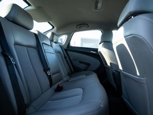 Used 2015 Buick Verano Convenience image 17