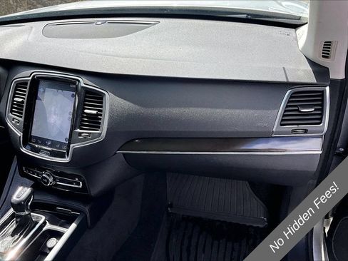 Used 2018 Volvo XC90 T5 Momentum w/ Convenience Package AWD/4WD image 14