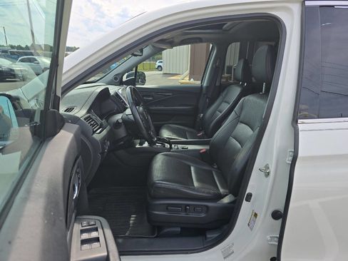 Used 2019 Honda Ridgeline RTL-E image 18