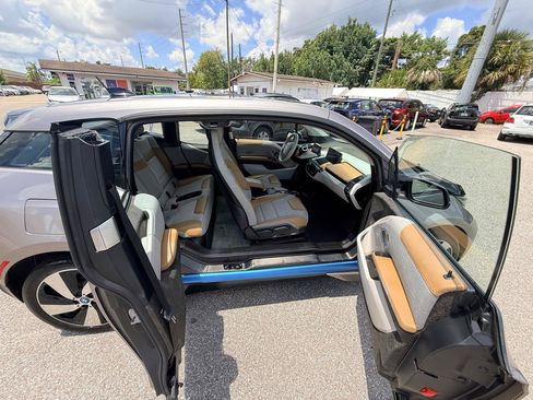 Used 2014 BMW i3 RWD image 11
