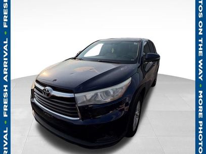 Used 2015 Toyota Highlander LE