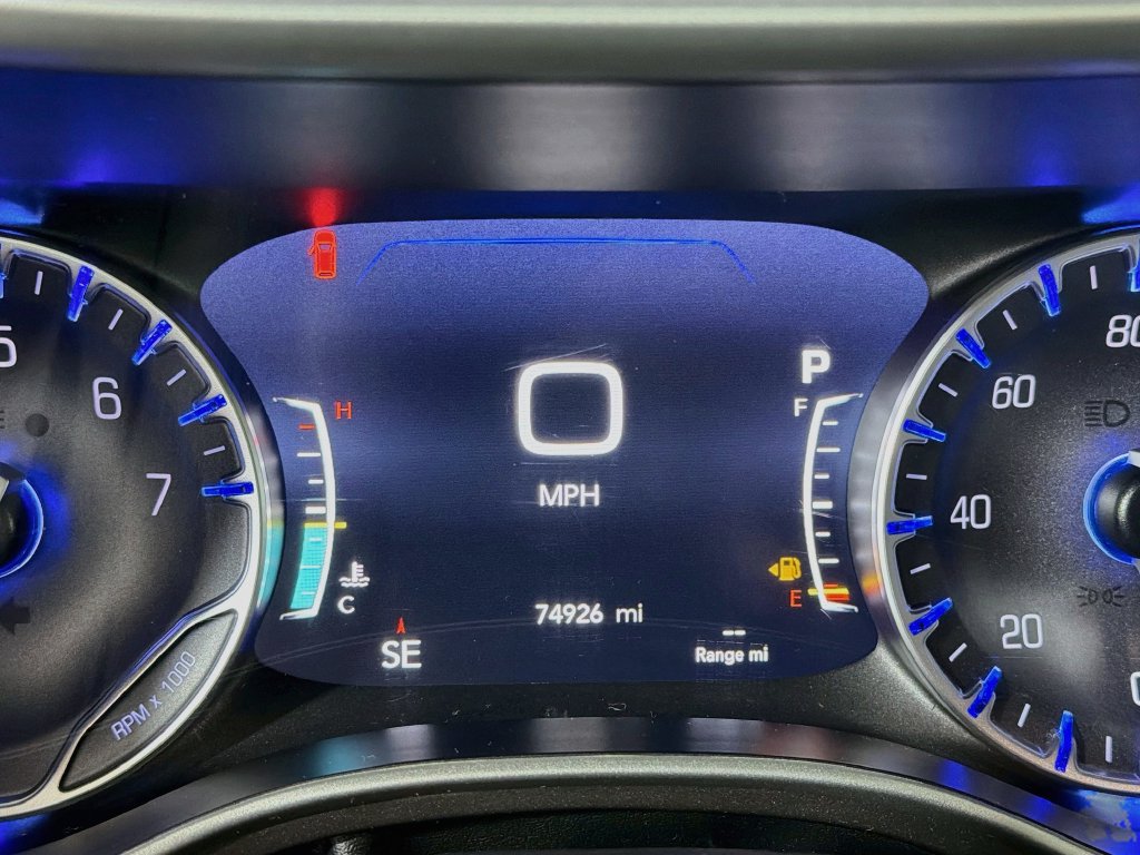 Used 2024 Chrysler Pacifica Touring-L FWD image 14