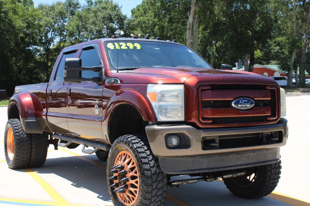Used 2016 Ford F350 Lariat w/ Lariat Interior Package AWD/4WD image 1