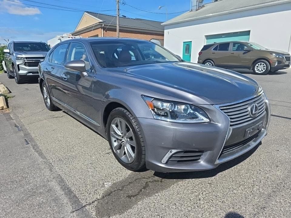 Used 2016 Lexus LS 460 L AWD/4WD image 2