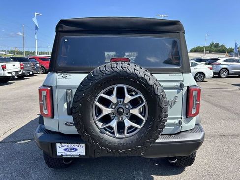 Certified 2023 Ford Bronco Badlands AWD/4WD image 4