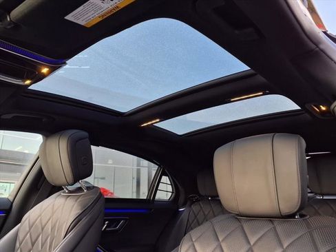 Certified 2024 Mercedes-Benz S 580 4MATIC Sedan image 15
