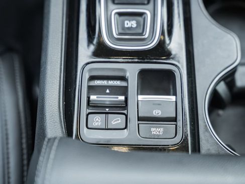 Used 2024 Honda Pilot EX-L image 25