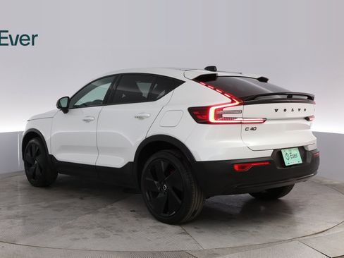 Used 2023 Volvo C40 P8 Recharge Ultimate image 14