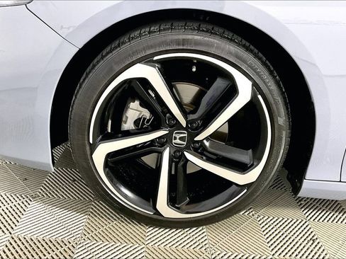 Used 2022 Honda Accord Sport image 7
