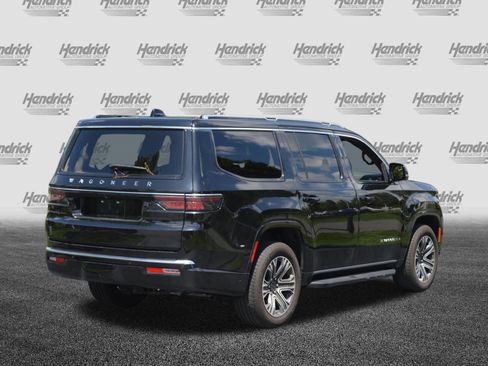 Used 2025 Jeep Wagoneer 4WD w/ Convenience Group I image 11