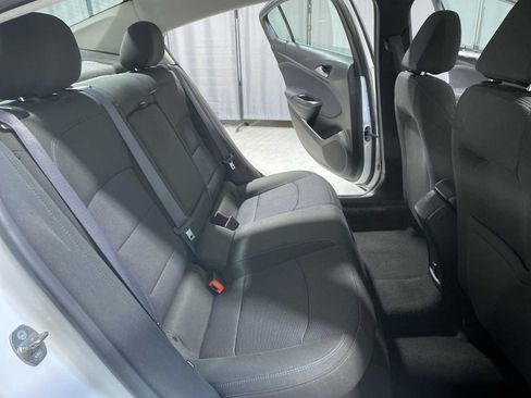 Used 2017 Chevrolet Cruze LT w/ Convenience Package FWD image 13