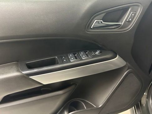 Used 2017 Chevrolet Colorado ZR2 AWD/4WD image 16