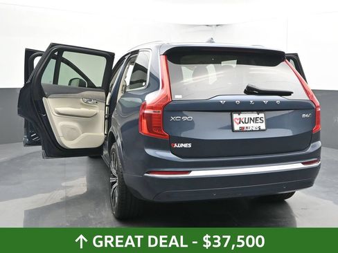 Used 2023 Volvo XC90 B6 Plus AWD/4WD image 58