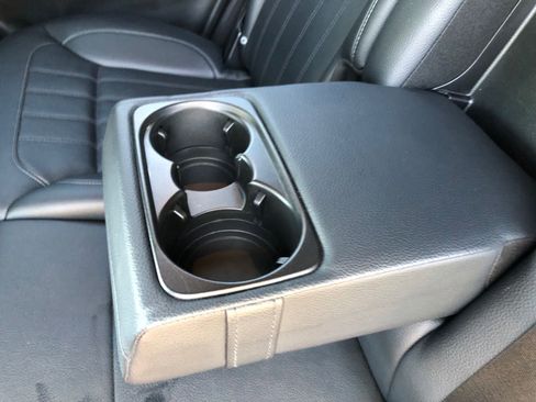 Used 2019 Mercedes-Benz GLS 450 4MATIC image 25