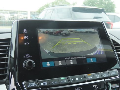 Used 2023 Honda Odyssey Elite image 31