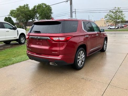 Used 2019 Chevrolet Traverse Premier w/ LPO, 'HIT The Road' Package AWD/4WD image 7