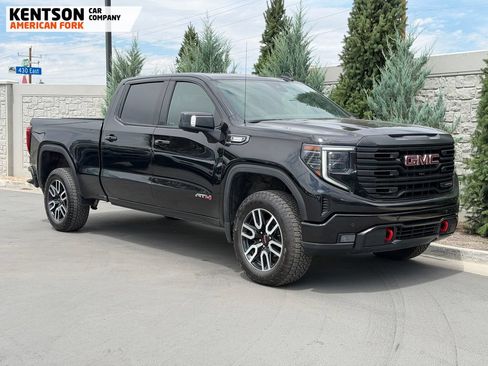 Used 2024 GMC Sierra 1500 AT4 w/ Technology Package AWD/4WD image 10