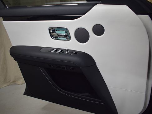 Certified 2024 Rolls-Royce Ghost image 39