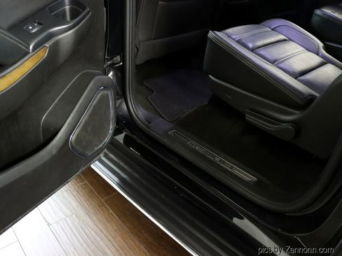 Used 2017 GMC Yukon XL Denali w/ Open Road Package image 29