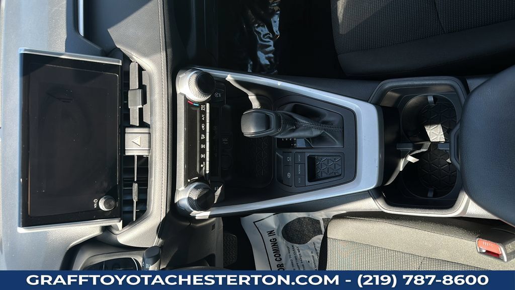 Used 2025 Toyota RAV4 LE FWD image 19