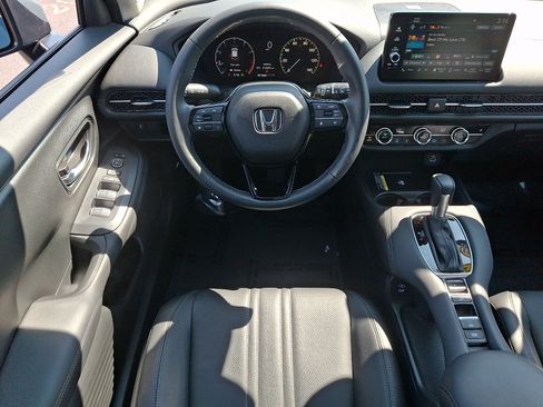 Certified 2024 Honda HR-V EX-L image 11