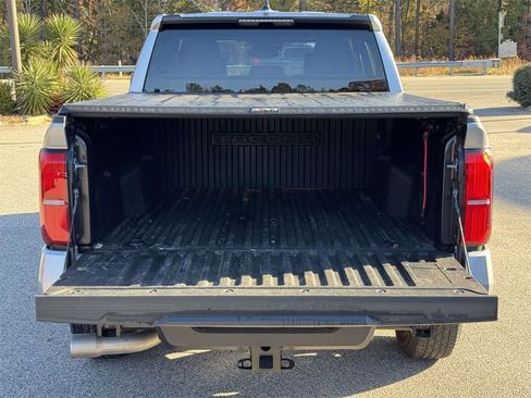 Used 2024 Toyota Tacoma SR5 image 16