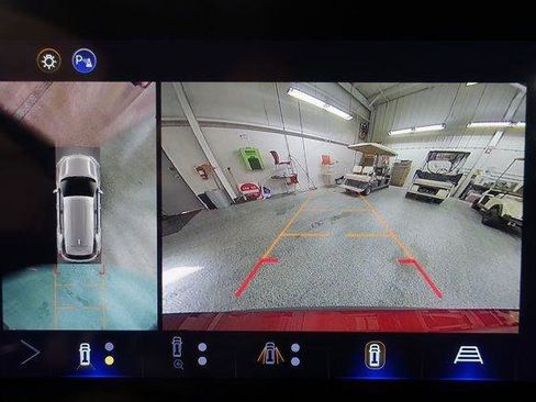 New 2026 Chevrolet Equinox LT w/ Convenience Package II FWD image 15