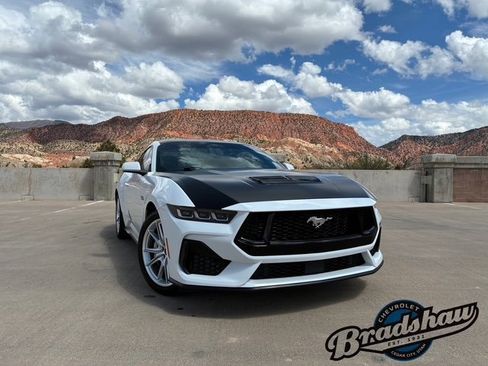 Used 2024 Ford Mustang GT Premium image 2