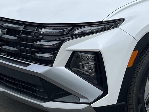 Certified 2025 Hyundai Tucson SEL image 9