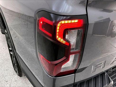 Used 2025 Ford Ranger Lariat w/ Trailer Tow Package image 41