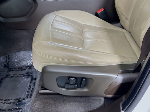 Used 2019 Land Rover Range Rover Sport HSE image 19