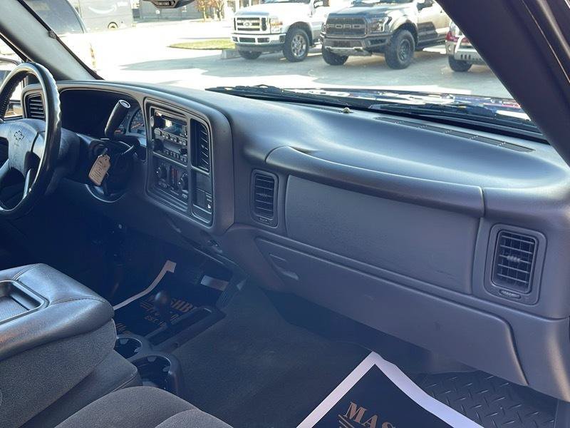 Used 2003 Chevrolet Silverado 1500 LS AWD/4WD image 43