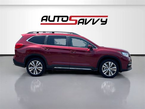 Used 2022 Subaru Ascent Limited image 8