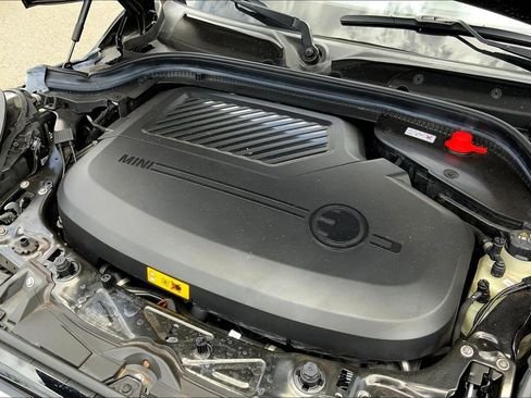 Certified 2024 MINI Cooper SE image 33