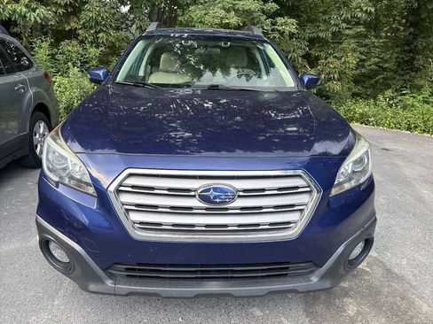Used 2016 Subaru Outback 2.5i Premium AWD/4WD image 3