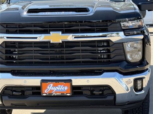 New 2026 Chevrolet Silverado 2500 LT w/ Texas Edition image 9