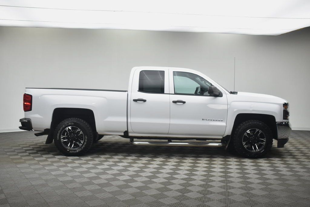 Used 2018 Chevrolet Silverado 1500 W/T w/ WT Convenience Package RWD image 11