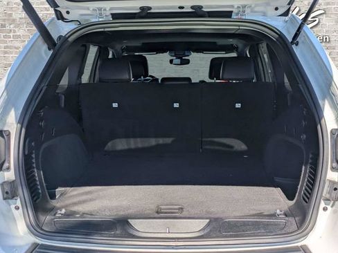 Used 2020 Jeep Grand Cherokee Altitude RWD image 13