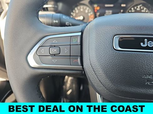 New 2026 Jeep Compass Latitude image 23