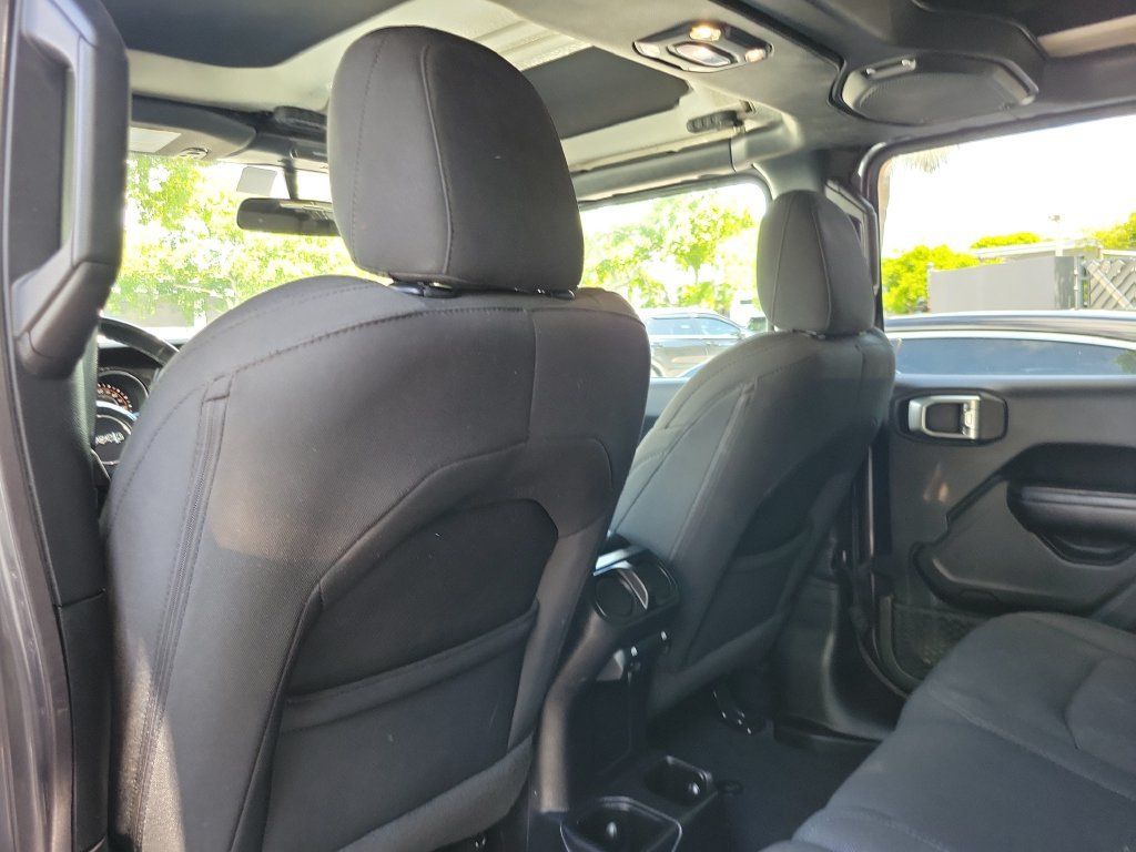 Used 2020 Jeep Wrangler Unlimited Sport AWD/4WD image 8