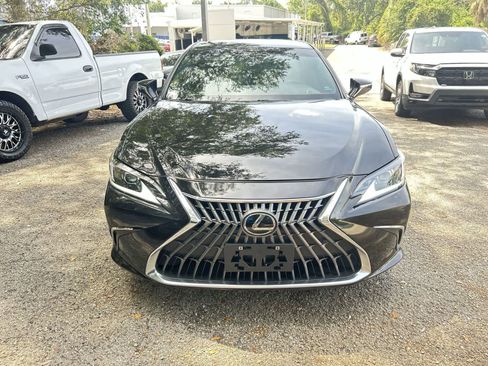 Used 2024 Lexus ES 350 w/ Premium Package FWD image 3