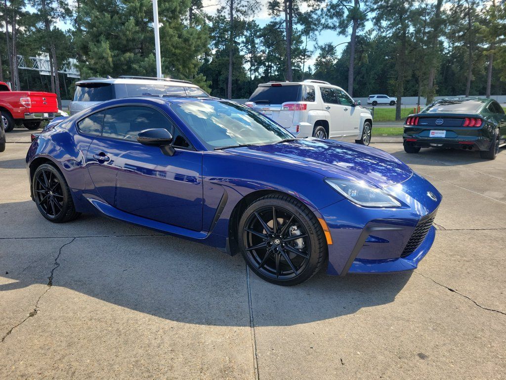 Used 2023 Toyota GR86 Premium RWD image 10