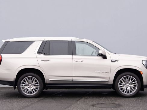 Used 2023 GMC Yukon Denali AWD/4WD image 27