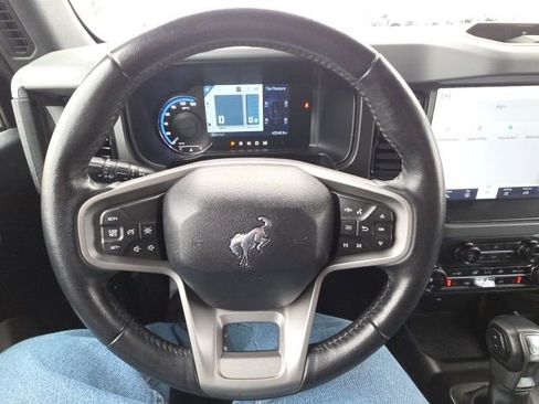 Certified 2023 Ford Bronco Everglades AWD/4WD image 35